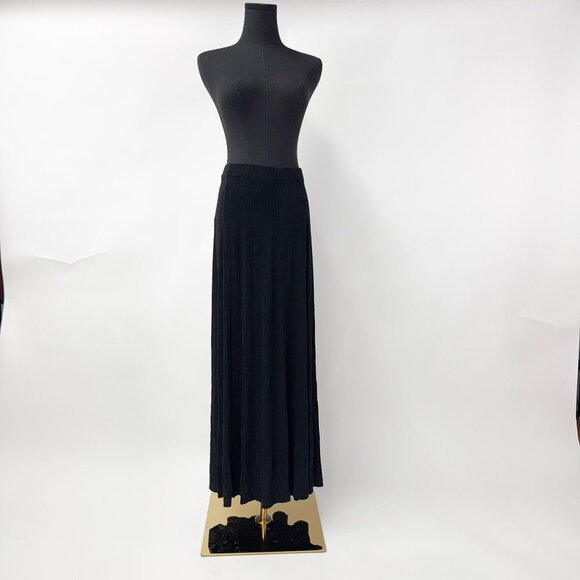 LONG PLEATED MAXI SKIRT BLACK - Picture 1 of 6